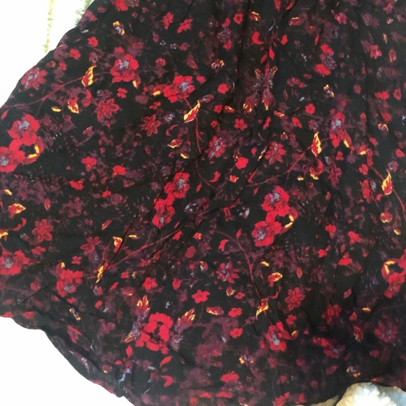 Urban Outfitters Flowery Dress - Picture 3 of 5